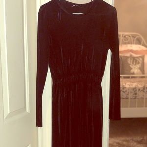 Zara maxi dress only worn a few times